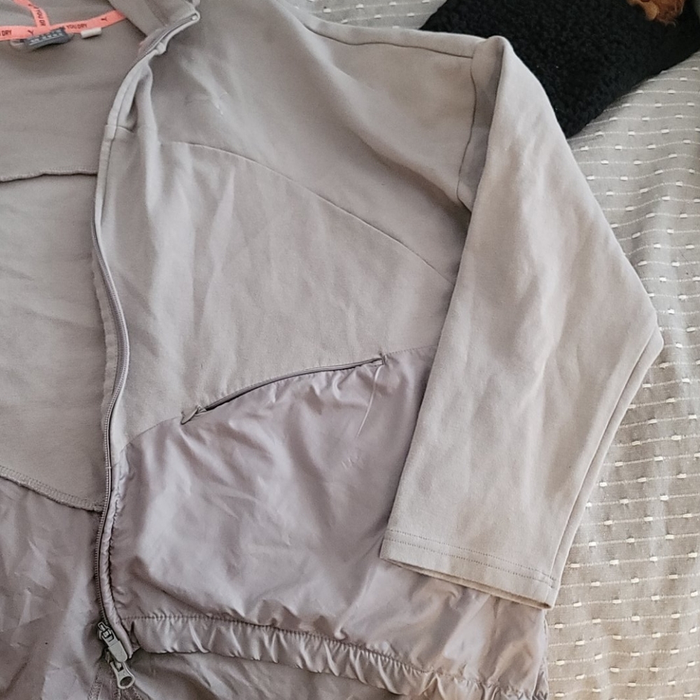 Puma jacket - Picture 4 of 4